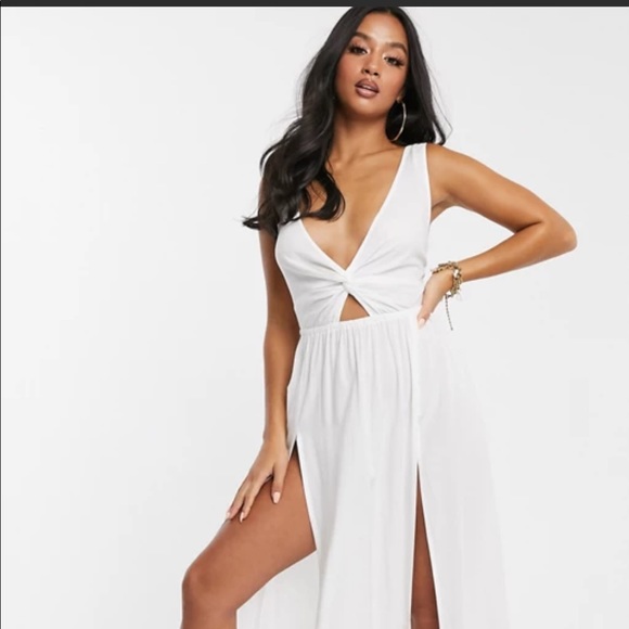 Tie back white dress - Picture 1 of 3